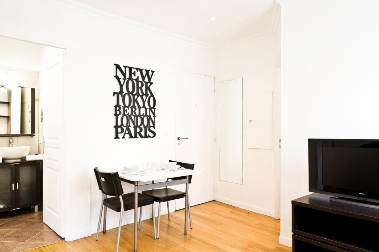 Pick A Flat'S Apartments In Batignolles - Rue Biot 파리 객실 사진