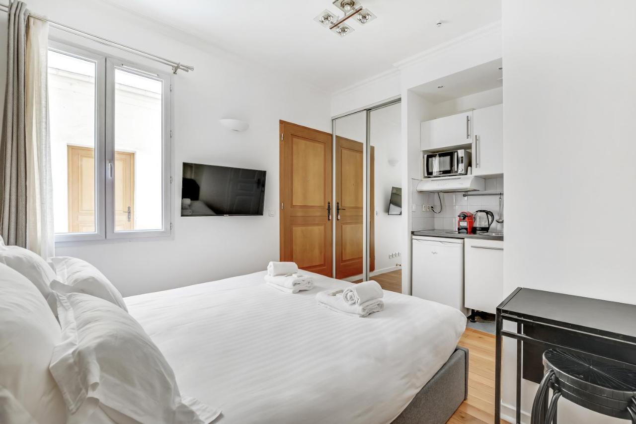 Pick A Flat'S Apartments In Batignolles - Rue Biot 파리 외부 사진
